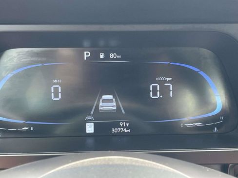 Certified 2025 Hyundai Elantra Sport FWD image 22