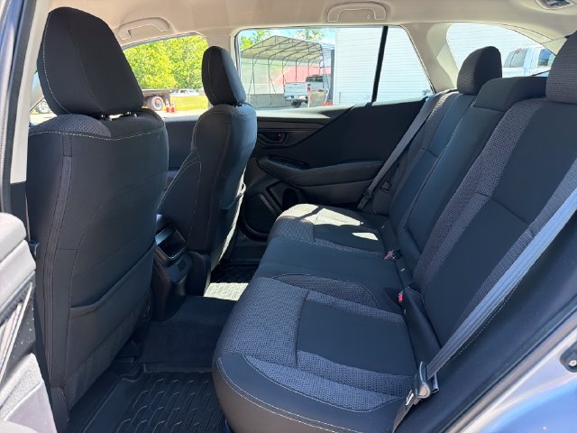 Used 2021 Subaru Outback AWD/4WD image 25