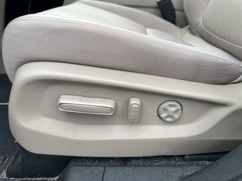 Used 2024 Honda Odyssey EX image 18