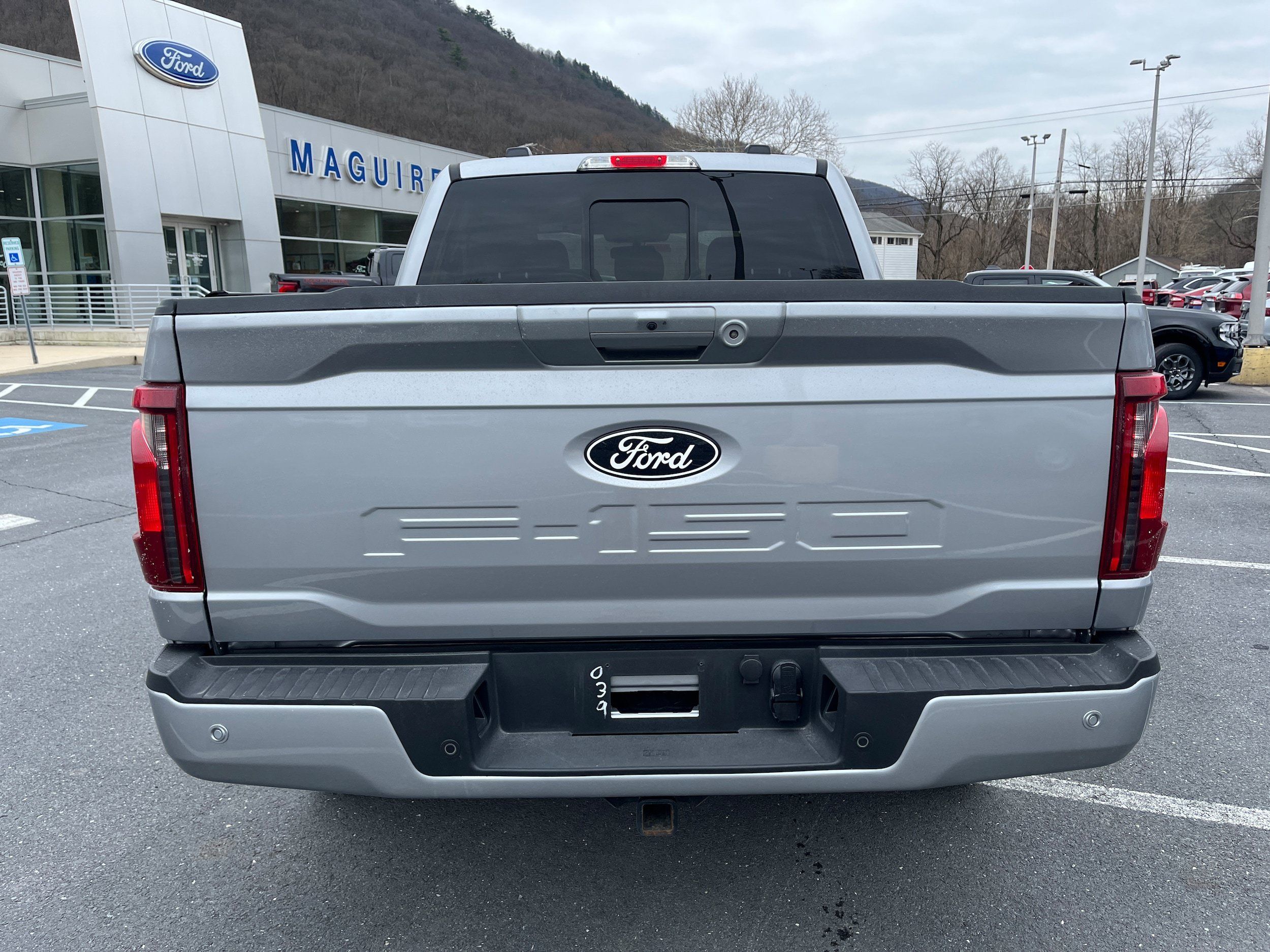 Used 2025 Ford F150 XLT w/ Equipment Group 302A MID AWD/4WD image 5