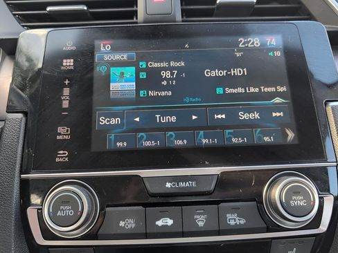 Used 2016 Honda Civic EX-L image 22