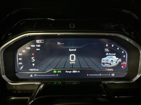 Used 2024 GMC Sierra 1500 Elevation w/ LPO, Elevation Black Package image 17