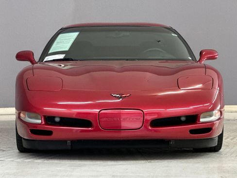 Used 2004 Chevrolet Corvette Coupe w/ Roof Package RWD image 5