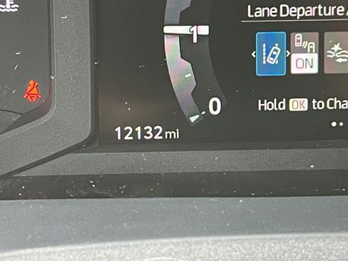 Used 2025 Toyota 4Runner SR5 image 40