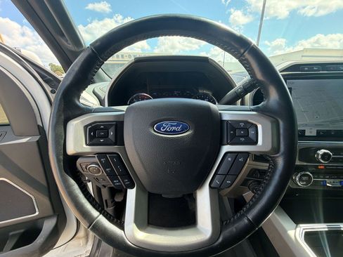 Used 2022 Ford F350 Lariat w/ Lariat Ultimate Package AWD/4WD image 11