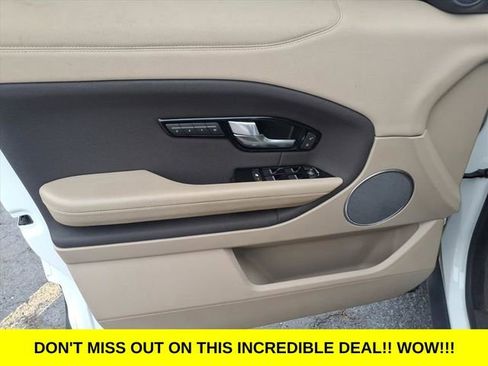 Used 2018 Land Rover Range Rover Evoque image 13