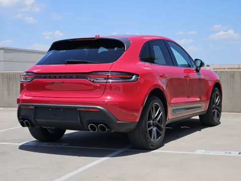 Used 2023 Porsche Macan Turbo AWD/4WD image 8