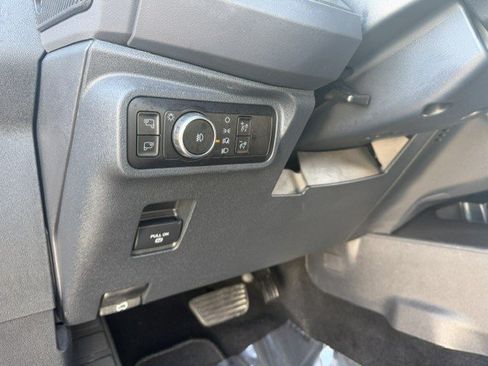 Used 2025 Ford Bronco Badlands AWD/4WD image 12