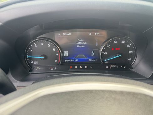 Used 2023 Ford Explorer Limited AWD/4WD image 10