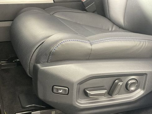 New 2026 Toyota Sequoia Platinum AWD/4WD image 19