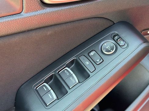 Used 2024 Honda Civic Sport image 25