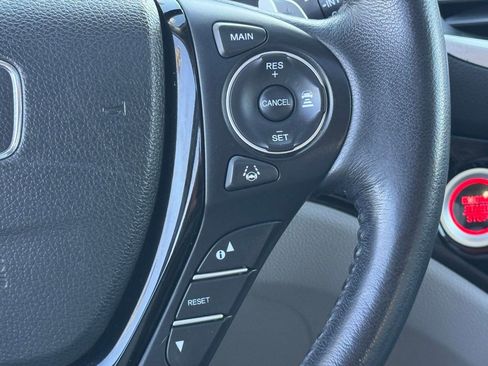 Used 2016 Honda Pilot Elite image 18