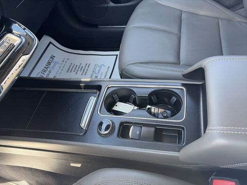 Used 2023 Lincoln Corsair AWD w/ Equipment Group 101A image 21