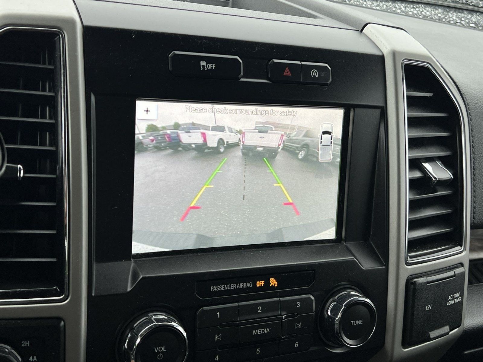 Used 2018 Ford F150 Lariat w/ Heavy-Duty Payload Package AWD/4WD image 19
