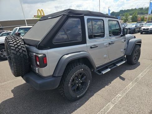 Used 2020 Jeep Wrangler Unlimited Sport AWD/4WD image 6