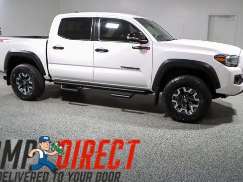 Used 2023 Toyota Tacoma TRD Off-Road AWD/4WD image 6