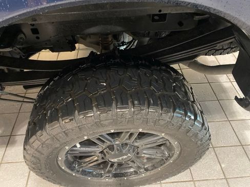 Used 2019 Ford F350 XLT w/ XLT Premium Package AWD/4WD image 15
