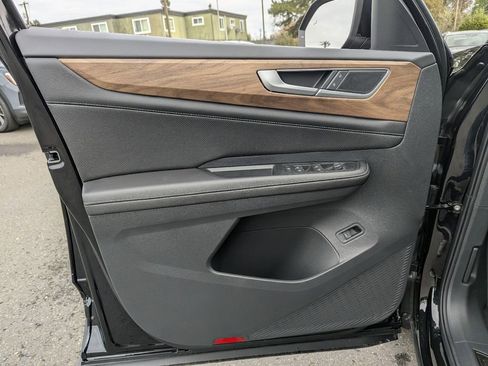 New 2026 Volkswagen Atlas SE AWD/4WD image 10