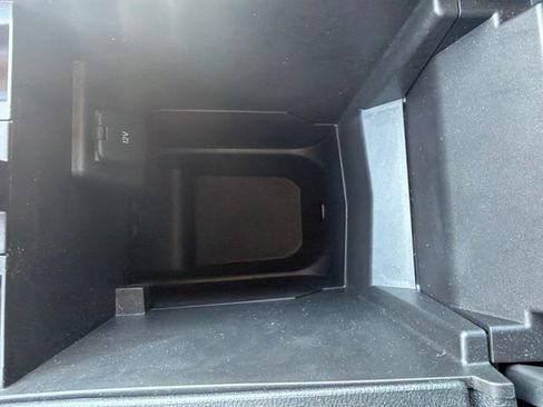 Used 2020 Ford Edge SEL FWD image 37