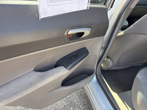 Used 2011 Honda Civic LX image 12