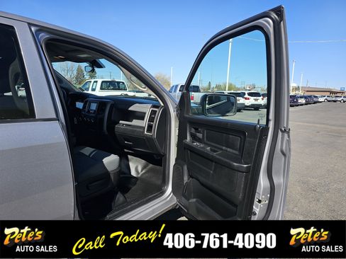 Used 2020 RAM 1500 Express image 13
