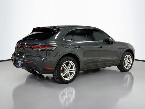 Used 2022 Porsche Macan image 7