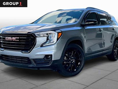 Used 2023 GMC Terrain SLT w/ Infotainment Package II
