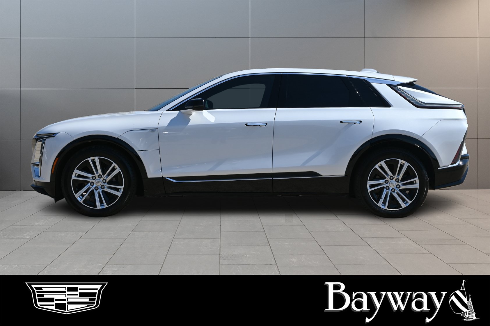 Used 2024 Cadillac Lyriq Tech RWD image 5