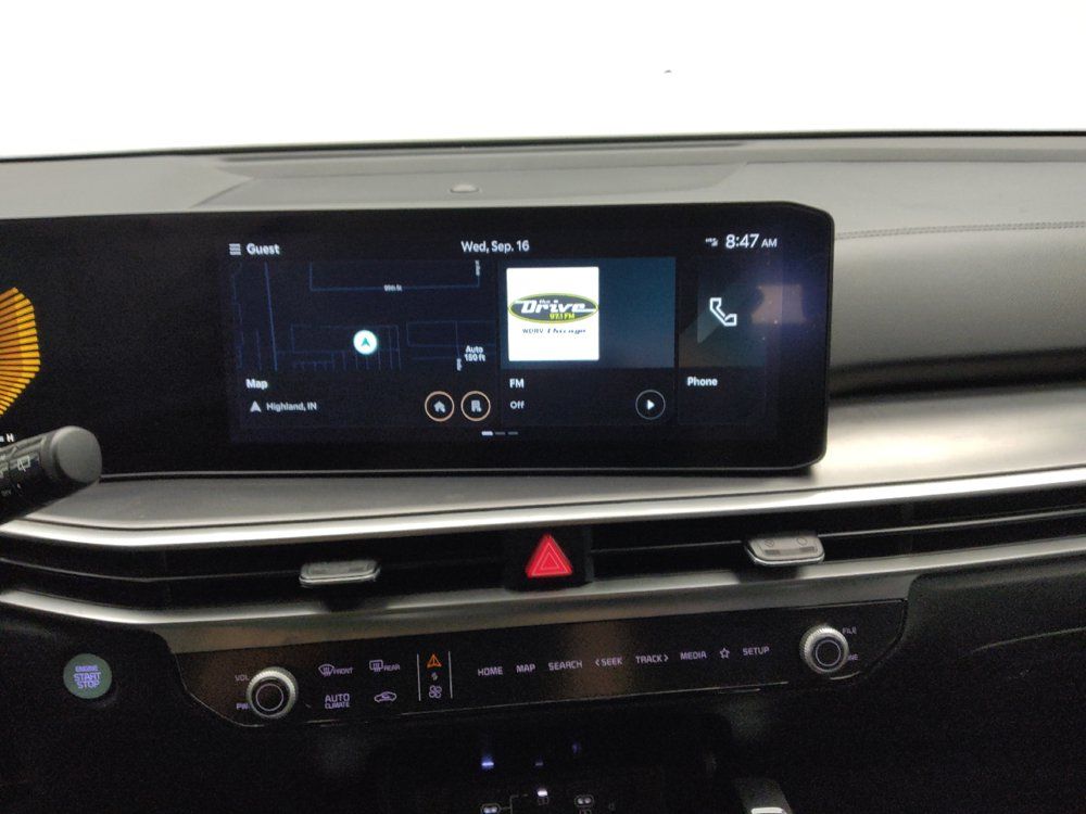 Used 2024 Kia Sorento S FWD image 25