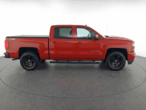 Used 2018 Chevrolet Silverado 1500 LT w/ All Star Edition image 8