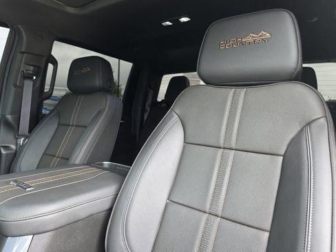Used 2024 Chevrolet Silverado 3500 High Country w/ Technology Package AWD/4WD image 16
