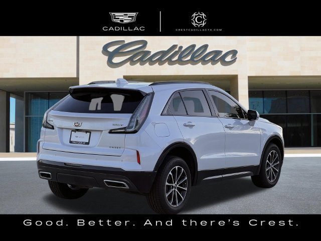 Used 2024 Cadillac XT4 Sport w/ Cold Weather Package FWD image 3