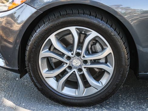 Used 2015 Mercedes-Benz C 300 Sedan image 11