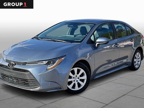 Used 2024 Toyota Corolla LE image 1