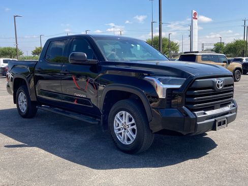 Used 2024 Toyota Tundra SR5 image 3