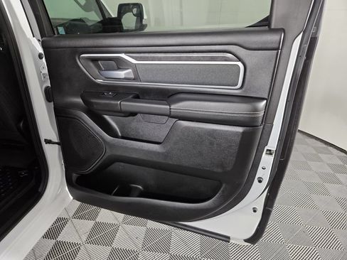 Used 2022 RAM 1500 Big Horn AWD/4WD image 36