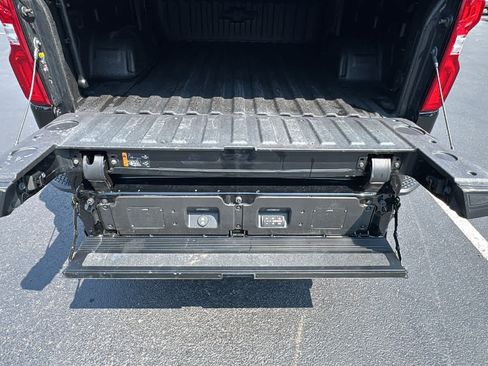 Used 2021 Chevrolet Silverado 1500 LT Trail Boss w/ Convenience Package II AWD/4WD image 32