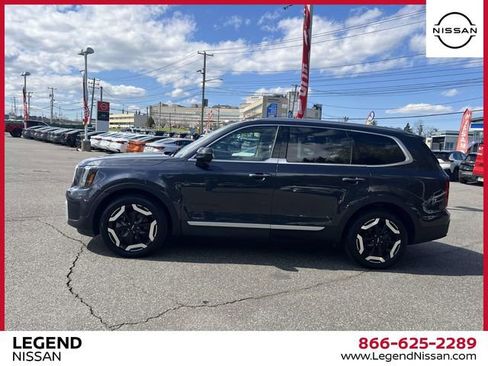 Used 2025 Kia Telluride S AWD/4WD image 5