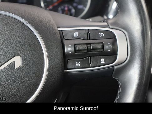 Used 2023 Kia K5 GT-Line image 10