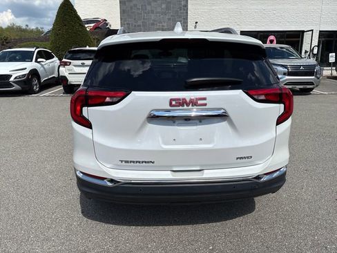 Used 2021 GMC Terrain SLT w/ Infotainment Package II image 4