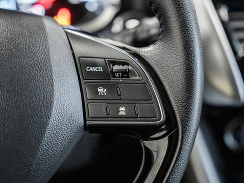 Used 2025 Mitsubishi Eclipse Cross SE AWD/4WD image 32