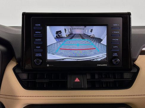 Used 2022 Toyota RAV4 XLE w/ Convenience Package image 29