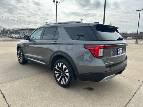 Certified 2025 Ford Explorer Platinum w/ LUX Leather Package AWD/4WD image 3