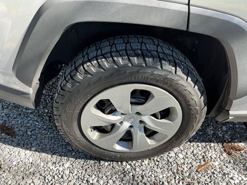 Used 2021 Toyota RAV4 LE w/ Carpet Mat Package (TMS) FWD image 22