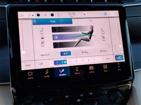 New 2025 Jeep Grand Cherokee L Limited w/ Luxury Tech Group II image 24