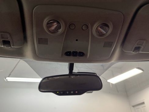 Used 2016 Chevrolet Traverse LTZ image 26