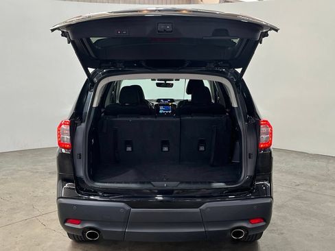 Used 2022 Subaru Ascent Limited AWD/4WD image 12