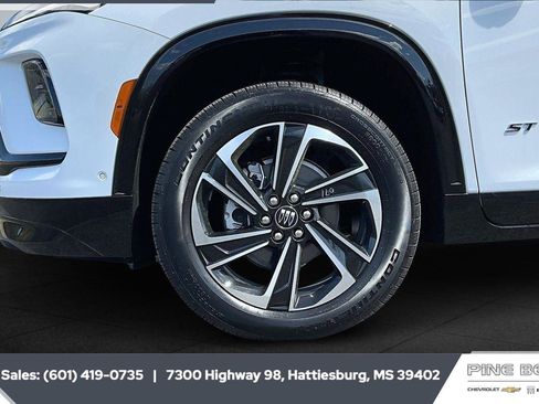 New 2025 Buick Enclave Sport Touring w/ Power Package AWD/4WD image 5