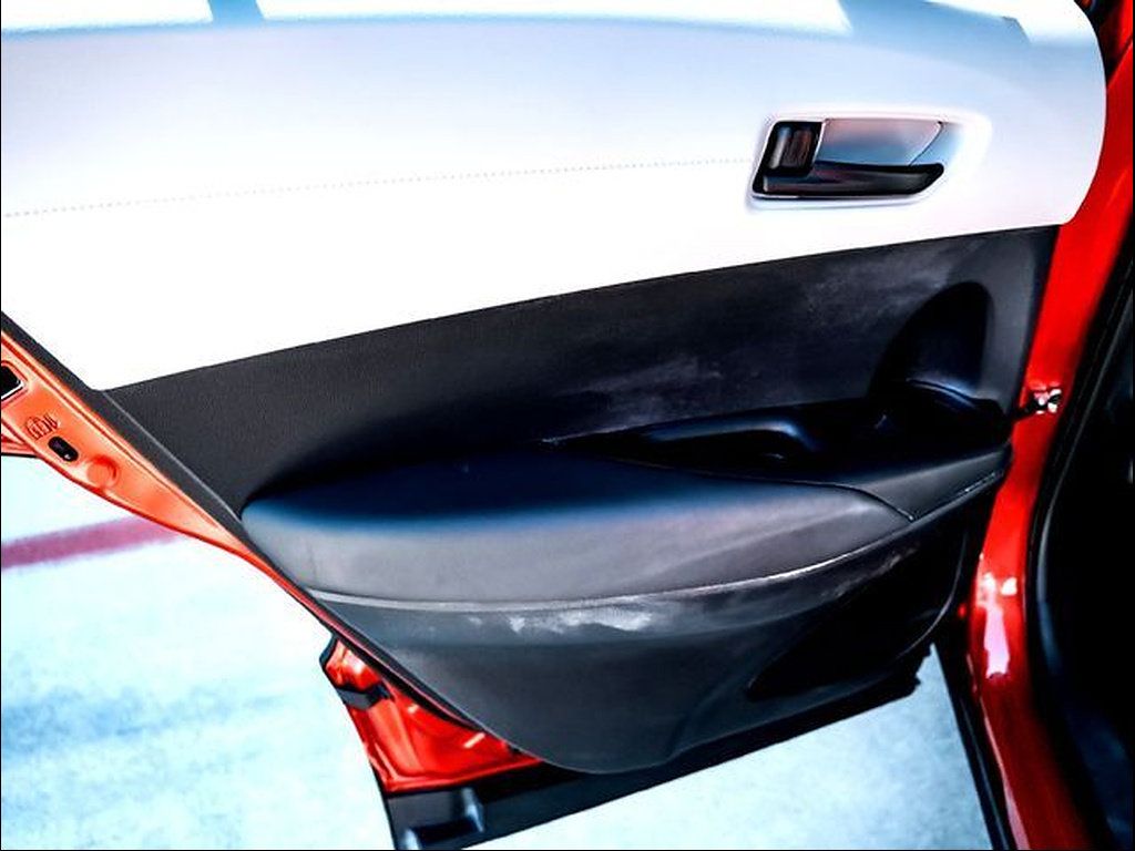 Used 2026 Toyota Corolla Cross LE w/ Moonroof Package FWD image 28