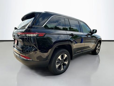 New 2025 Jeep Grand Cherokee Limited 4xe image 6